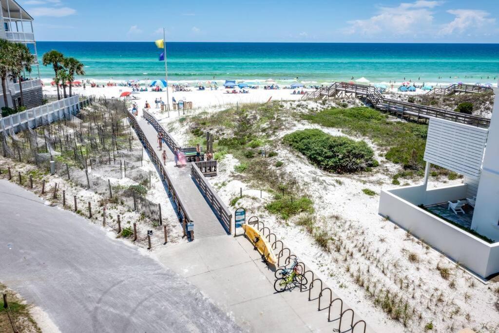 Short Walk Or Shuttle To Wide Open Public Beach! شاطئ سانتا روزا المظهر الخارجي الصورة